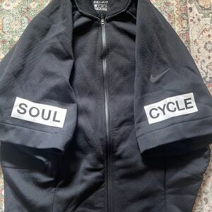 Nike Soulcycle Therm Sphere Training Top.